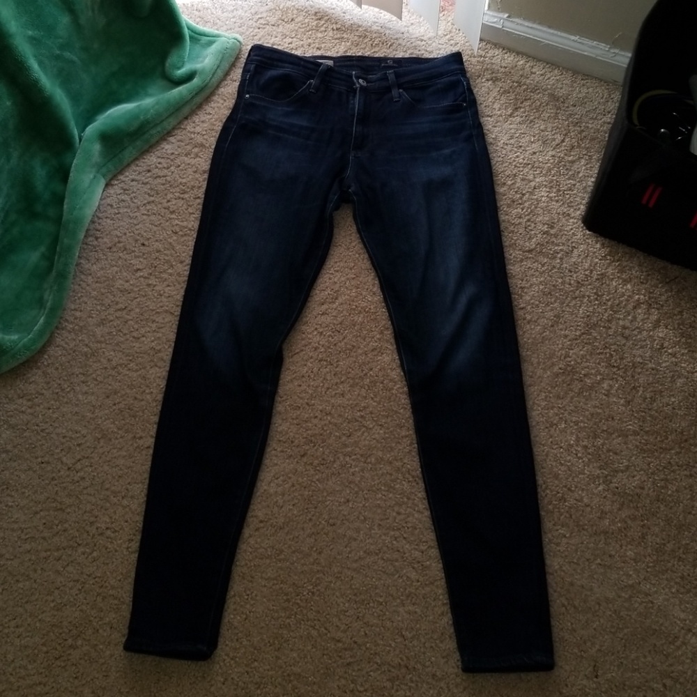 AG Farrah High Rise Skinny 28R